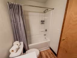 1106APT1
