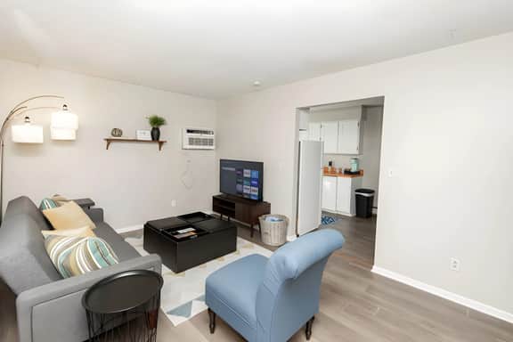 1022APT1